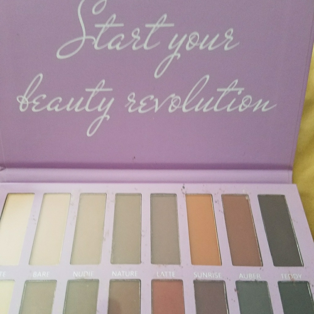 Eyeshadow Palette